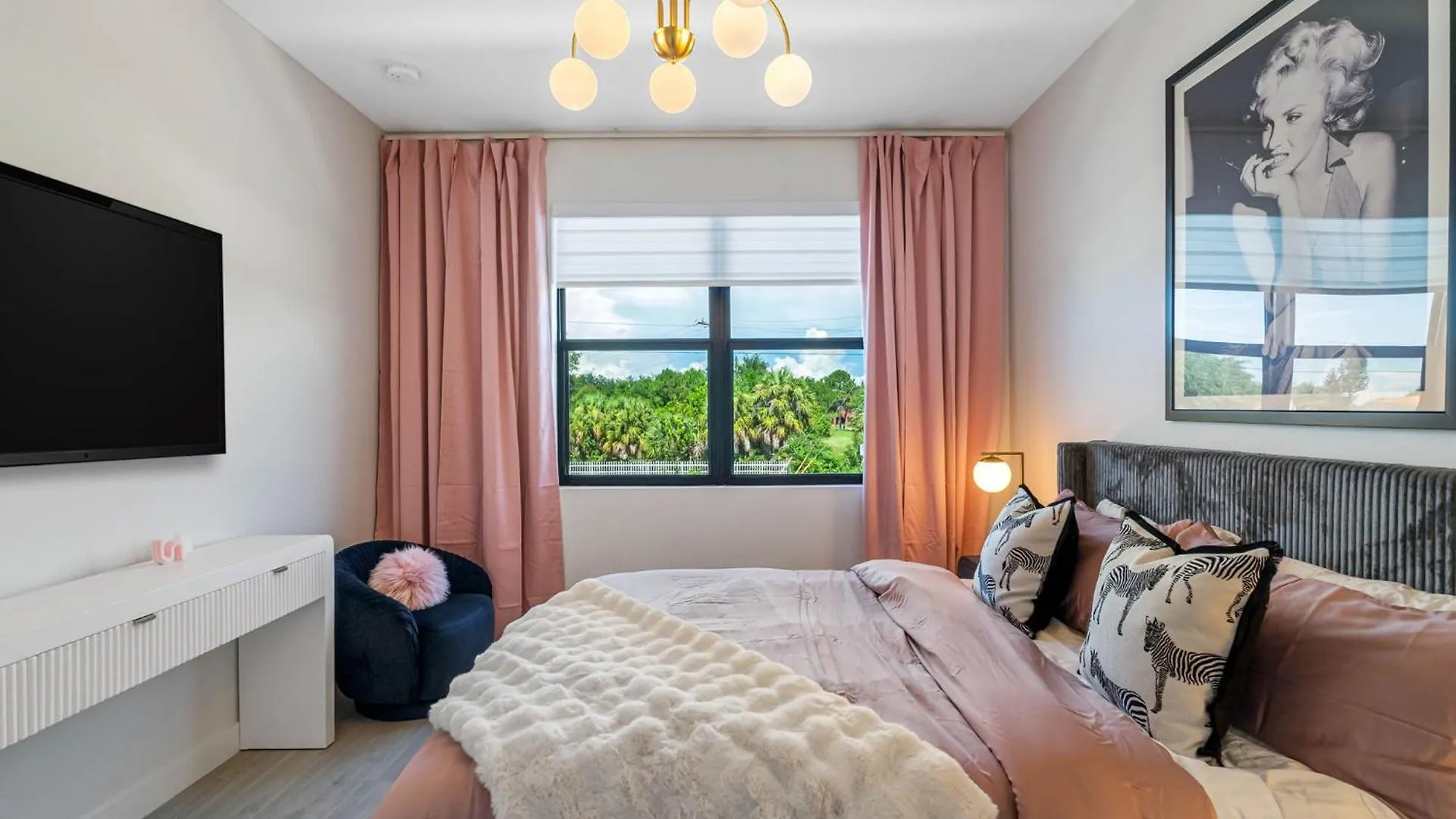 Newly Renovated Tampa Townhouse Prime Location Villa United States